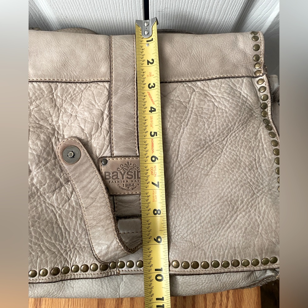 Bayside Made in Italy Beige/Taupe Pebbled Leather Studded Postman Shoulder Bag - Picture 14 of 16